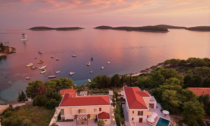 Hvar Residence East