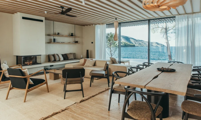 Villa Bay
