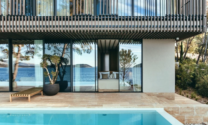 Villa Bay